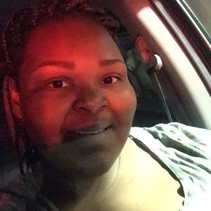 Meet your Posher, Rochelle